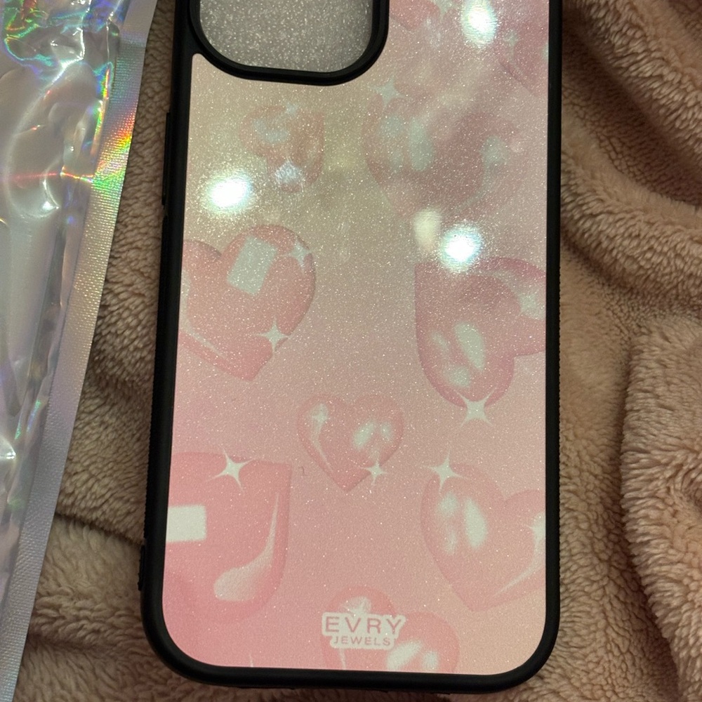 Phone case - Picture 2 of 4